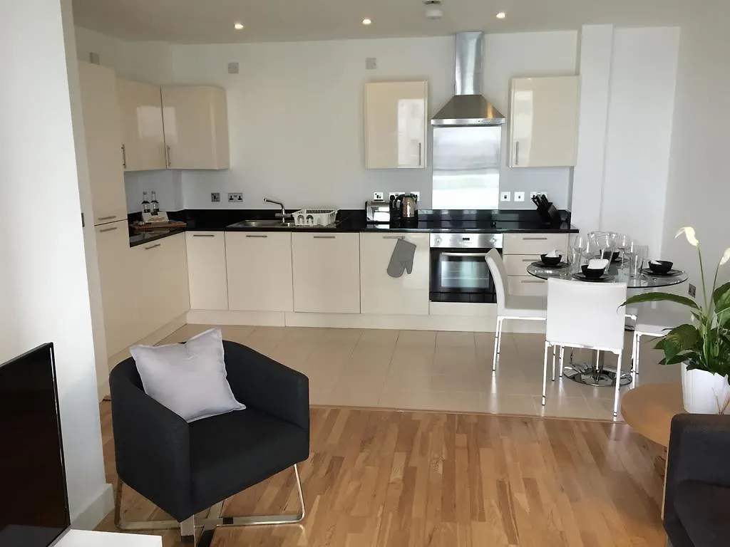 Belvedere Olympic One Eighty Apartment London  Ilford