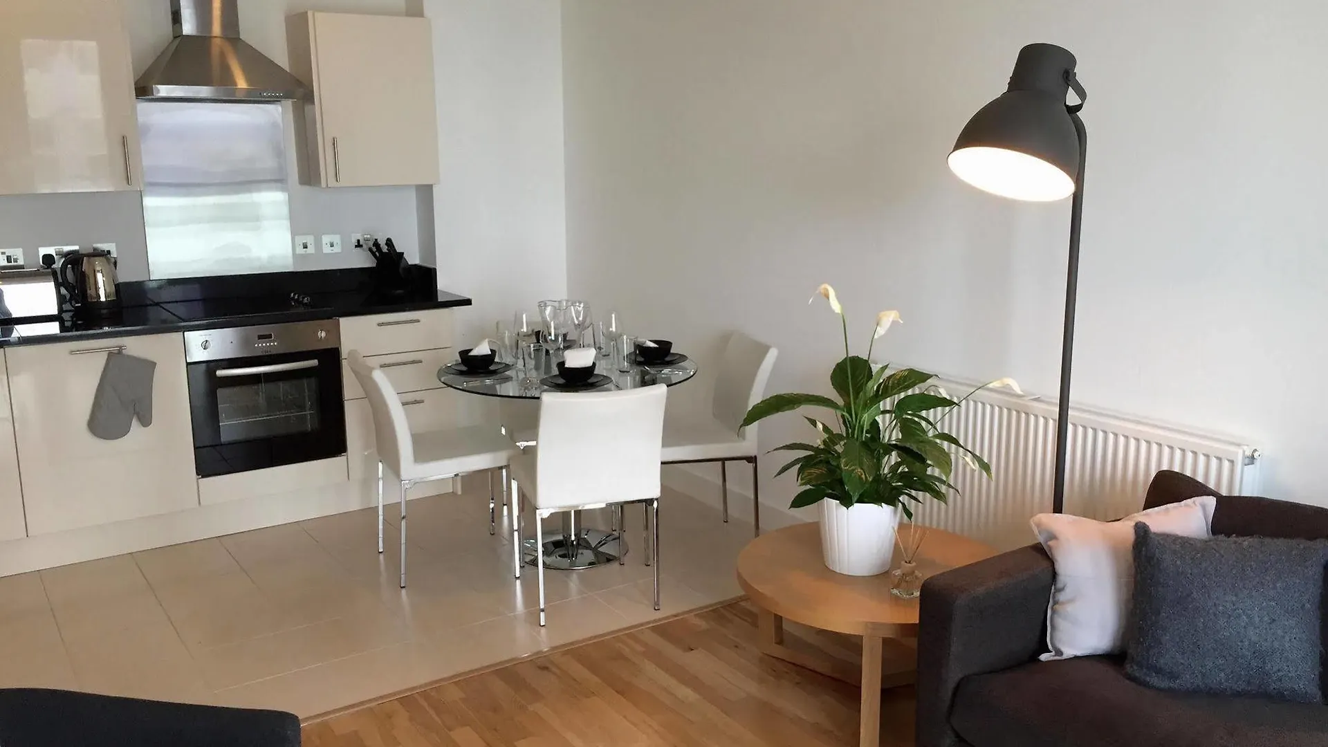 Belvedere Olympic One Eighty Apartment London